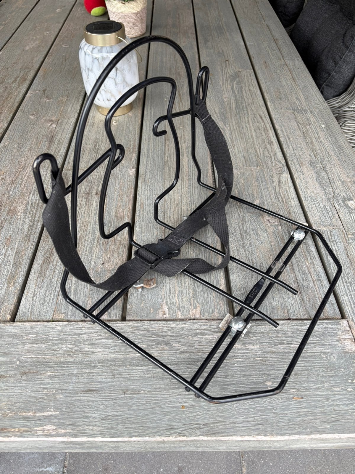 Schooltas drager steco monkey mee, Fietsen en Brommers, Fietsaccessoires | Bagagedragers, Ophalen, Gebruikt