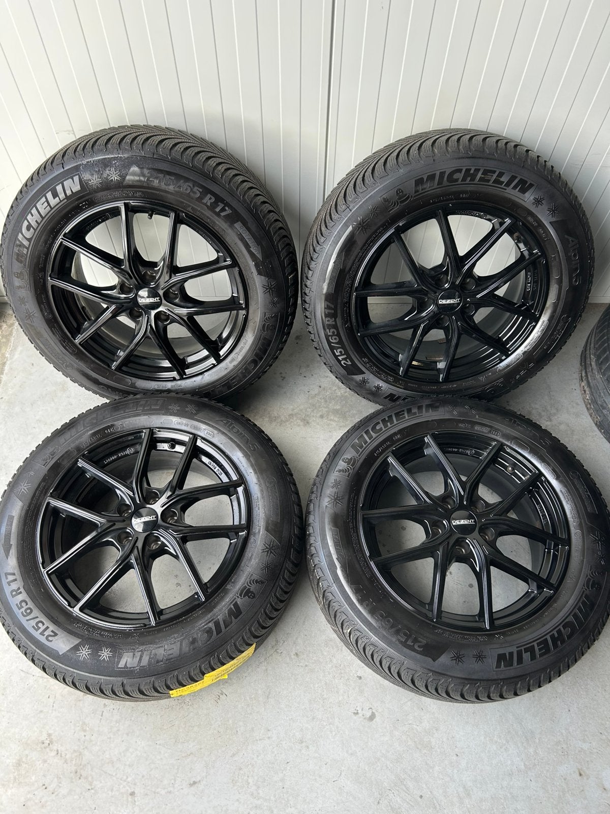 Dezent KF Tiguan Q3 Kodiaq 5x112 17 Inch 8mm Winter, 215 mm, Banden en Velgen, 17 inch, Personenwagen