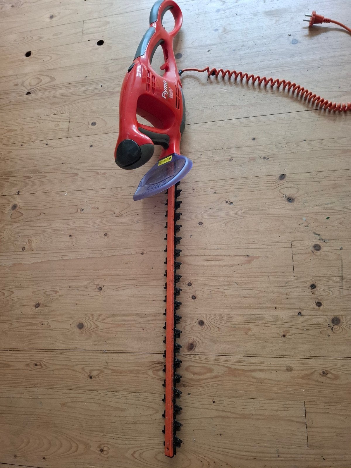 Flymo easycut 600 xt heggeschaar  incl.30m netsnoer, Ophalen, Elektrisch
