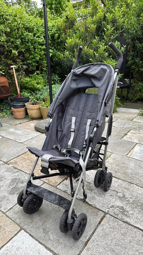 Buggy, merk Koelstra met regenkap, Kinderen en Baby's, Buggy's, Ophalen, Gebruikt, Koelstra, Zonnekap