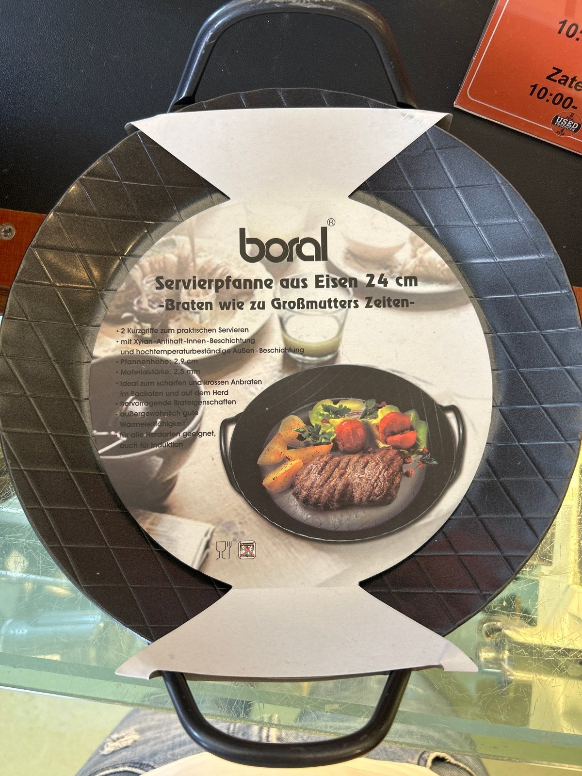 Boral Serveerpan van gietijzer 24 cm - Nieuw, Huis en Inrichting, Keuken | Potten en Pannen, Gietijzer, Overige typen, Nieuw, Ophalen of Verzenden