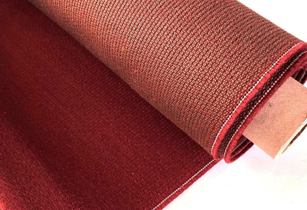 Kvadrat Balder bruinrood+donkergroen; 2,7 meter meubelstof, Hobby en Vrije tijd, Stoffen en Lappen, Wol, Meerkleurig, 120 cm of meer