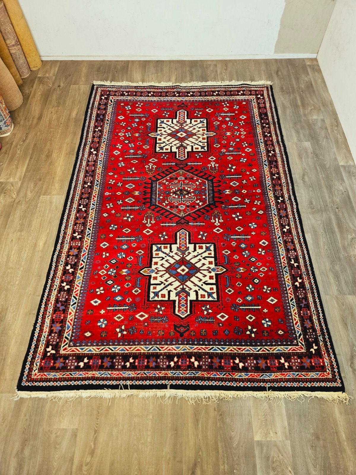 Perzisch Handgeknoopt Tapijt. Prachtige kleuren en patronen., Nepal, 200 cm of meer, Ophalen of Verzenden, Zo goed als nieuw