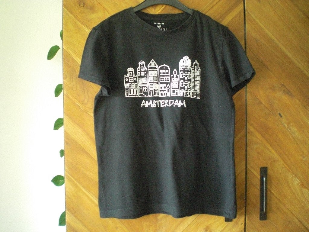 Zgan. Prachtig Shirtje -Amsterdam. van Primark. Maat XS, Primark, Zwart, Ophalen of Verzenden, Zo goed als nieuw