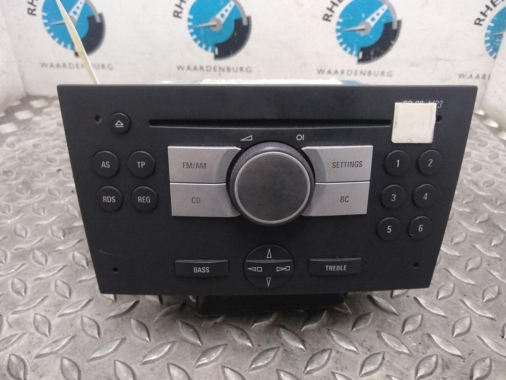 OPEL CORSA 1.2-16V Rhythm  RADIO 2005, Ophalen of Verzenden, Gebruikt, Stiba lid
