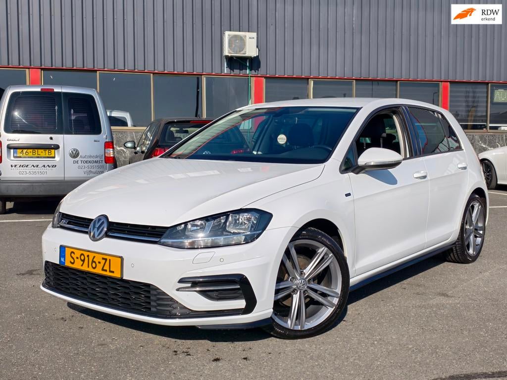 Volkswagen Golf 1.0 TSI Highline / R-LINE / NAP / NAVI / SP, Auto's, Volkswagen, Bedrijf, Te koop, Golf, ABS, Adaptive Cruise Control