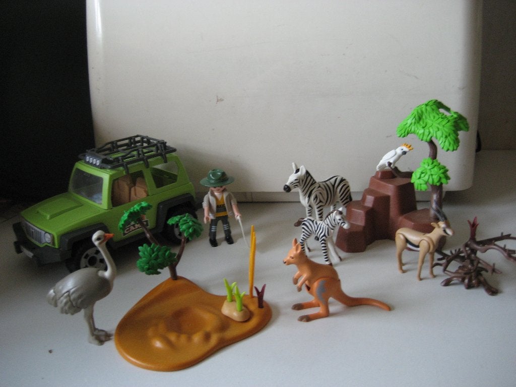 playmobil ranger bij de wilde dieren met auto, Kinderen en Baby's, Speelgoed | Playmobil, Ophalen of Verzenden, Zo goed als nieuw