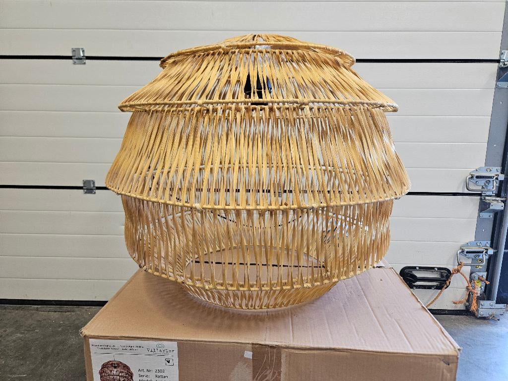 Hanglamp Rattan | Artichoke Ø 60 cm Villaflor - nieuw, Huis en Inrichting, Lampen | Hanglampen, Ophalen, Nieuw, 50 tot 75 cm