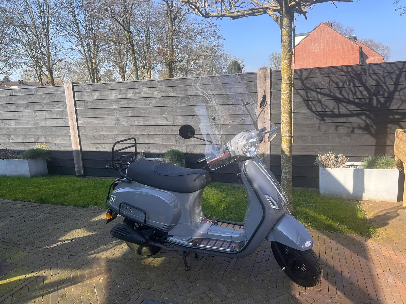 Killerbee Scooter, Fietsen en Brommers, Snorfietsen en Snorscooters, Ophalen, Zo goed als nieuw, Benzine, Overige merken