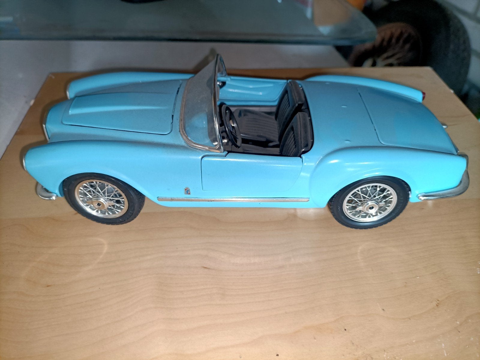 lancia aurelia spider 1/18, Ophalen, Bburago