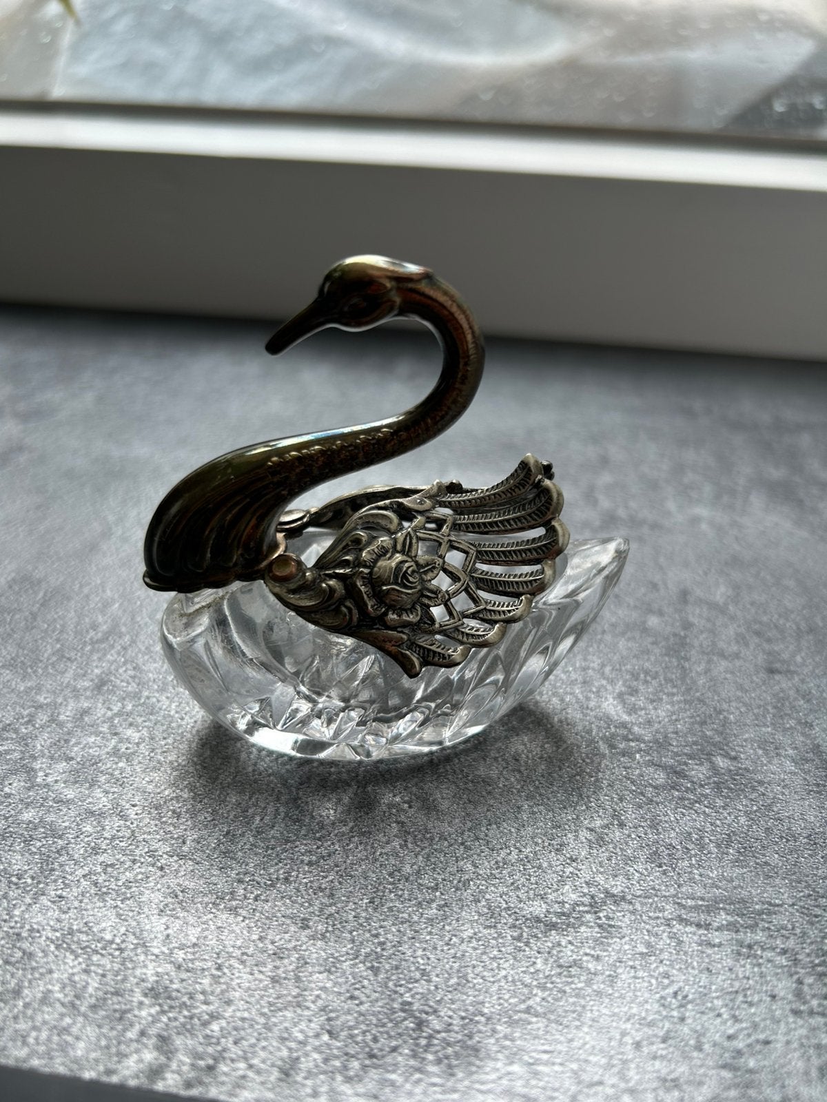 Zwaan sterling silver kristal, Ophalen