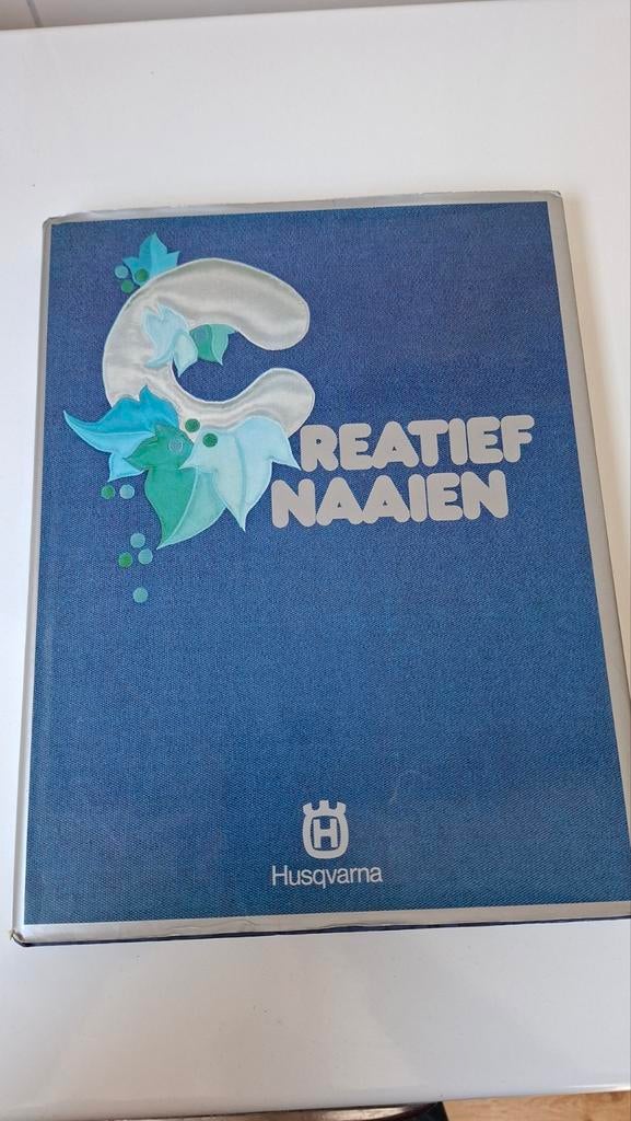Ouderwets Husqvarna Naaihandboek: Creatief Naaien, Ophalen of Verzenden, Gelezen, Borduren en Naaien, Ann Ladbury