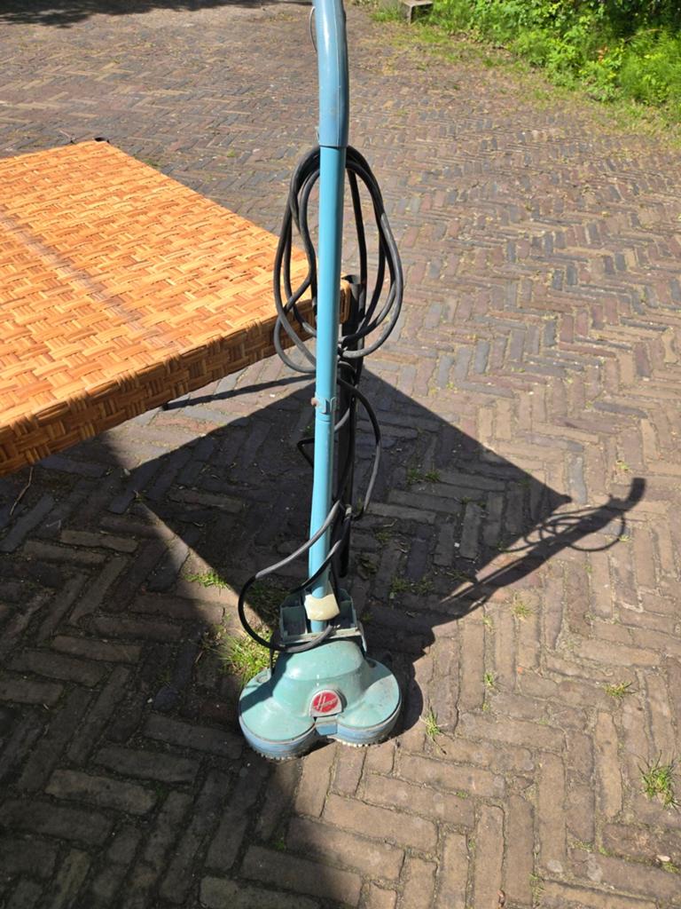 Hoover antieke boenmachine, Ophalen, Gebruikt, 1200 watt of meer