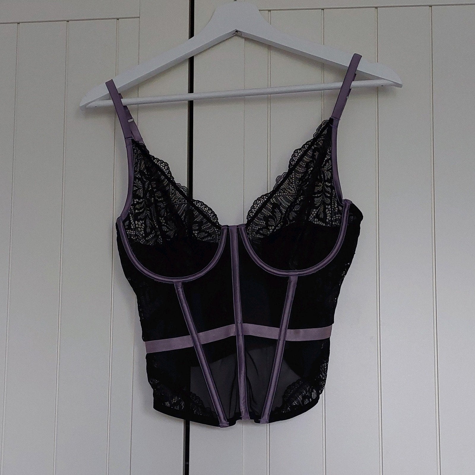 Nieuwe paars/zwarte korset top Iris & Lilly, Iris & Lilly, Ophalen of Verzenden, Paars, Body of Korset