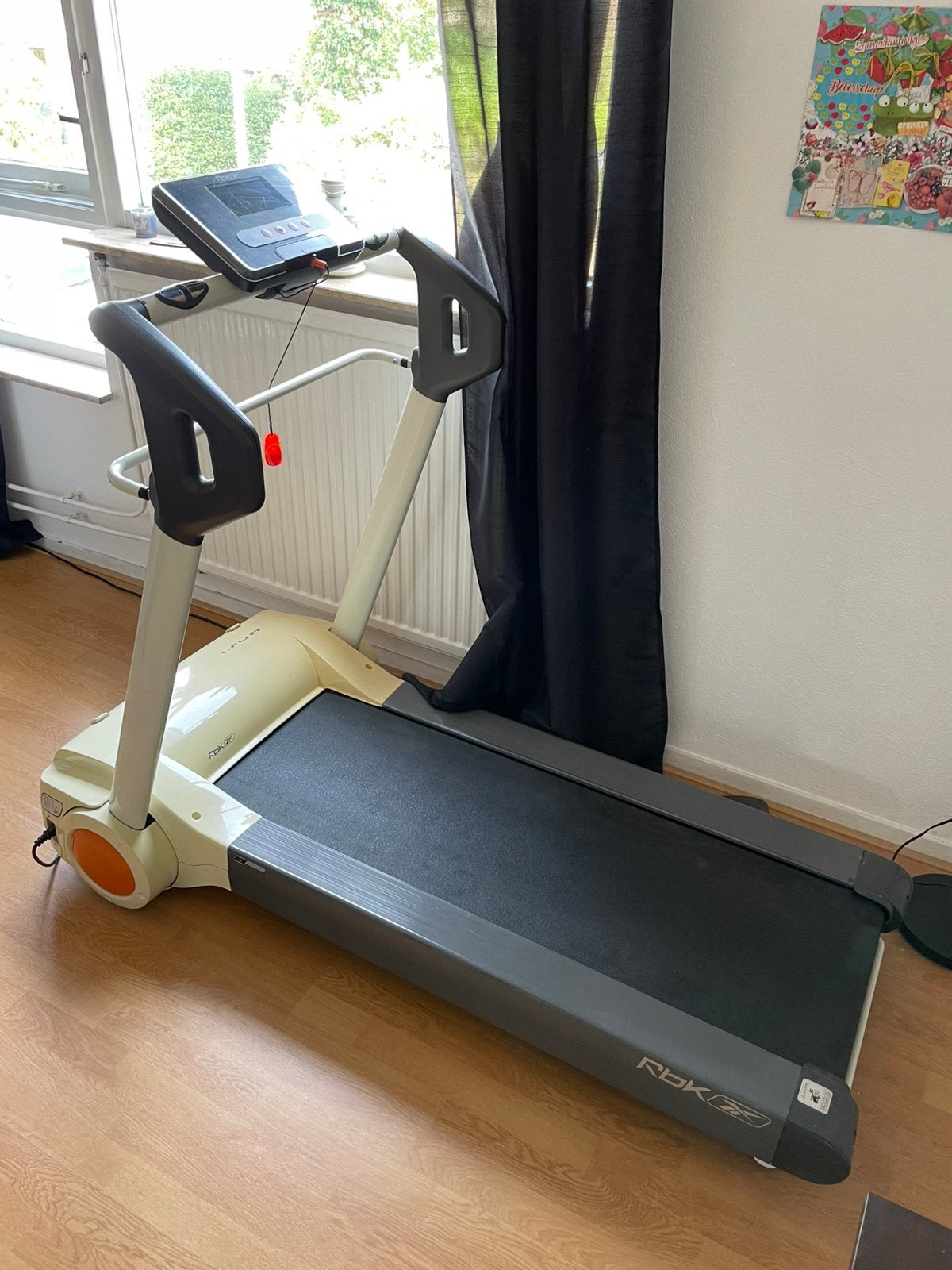 Reebok i-run loopband. (Aanvaardbaar bod = Direct ophalen), Ophalen, Zo goed als nieuw, Loopband
