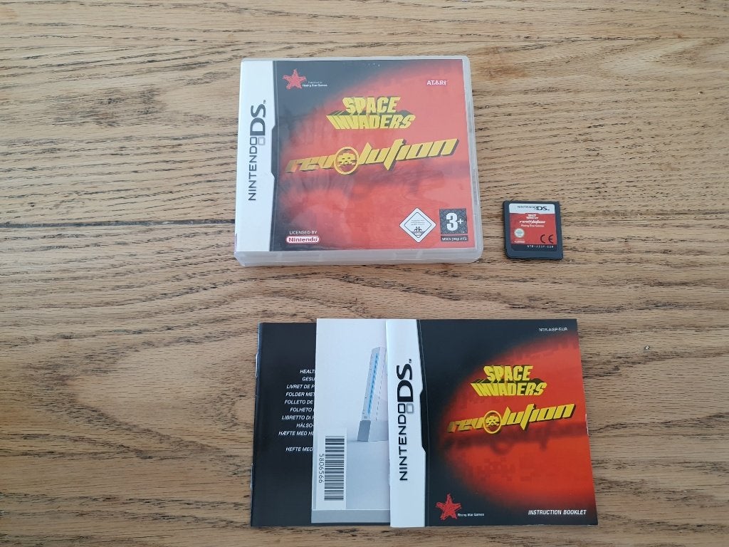 Space Invaders Revolution CIB x € 25,00, 1 speler, Verzenden, Zo goed als nieuw, Vanaf 3 jaar