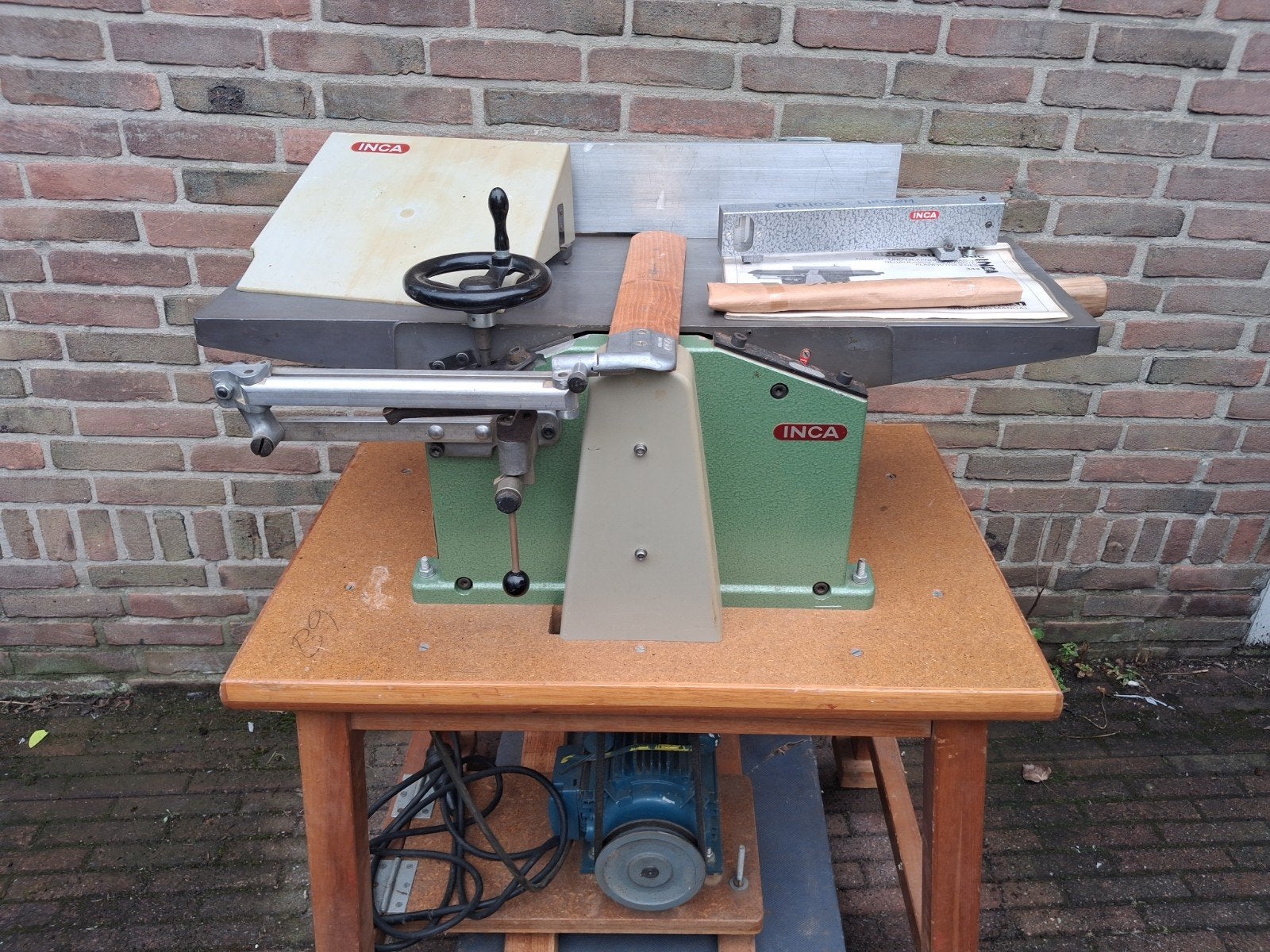 nette vlakvandiktebank van Inca, voor de Inca liefhebber, Ophalen