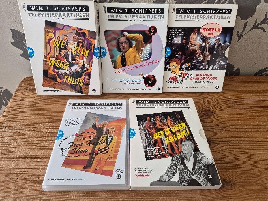 Wim T. Schippers collectie. Lees tekst., Zo goed als nieuw, Komedie, Vanaf 12 jaar, Ophalen of Verzenden