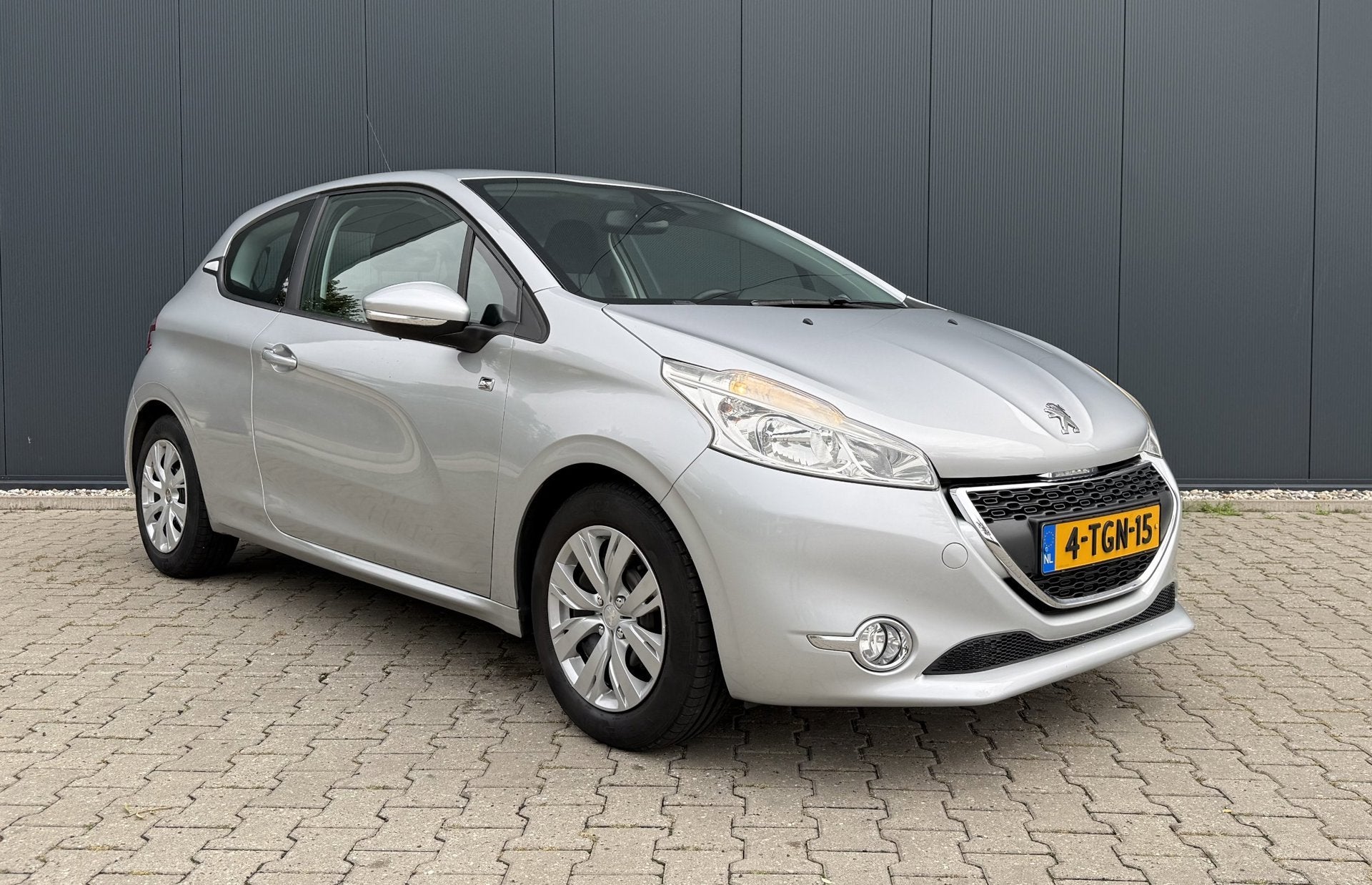 Peugeot 208 1.4 VTi Active Cima Cruise Navi NAP APK, Auto's, Peugeot, Voorwielaandrijving, Euro 5, Stof, Gebruikt