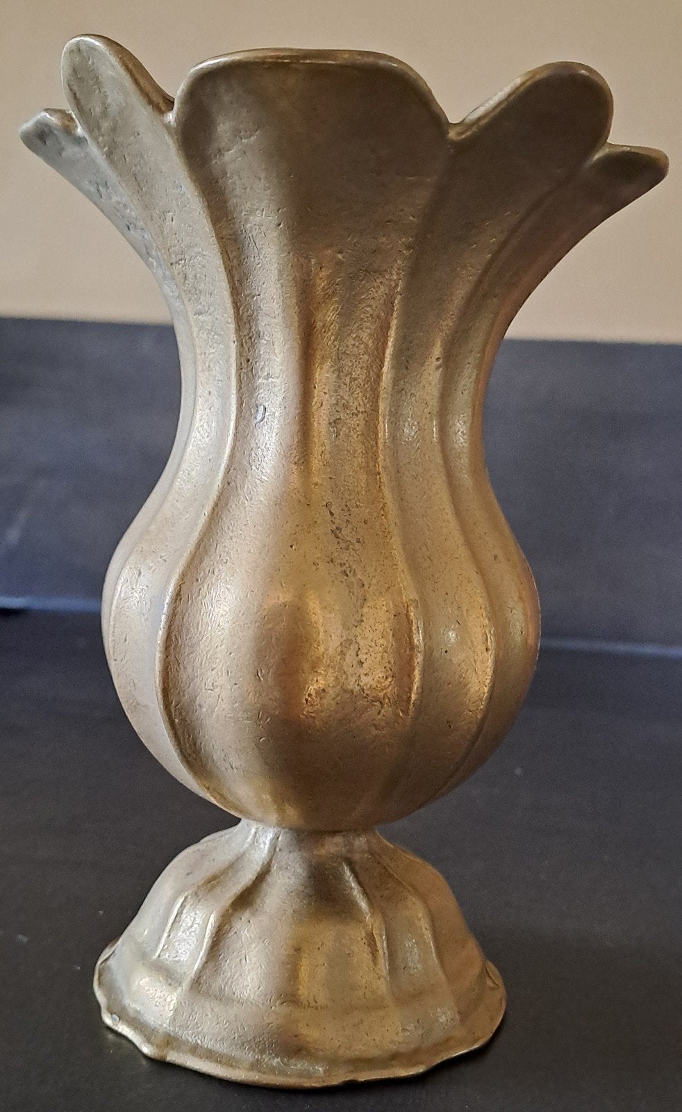 Antieke koperen zware Vaas - 16cm Hoog, 1.043 kg, Antiek en Kunst, Ophalen of Verzenden