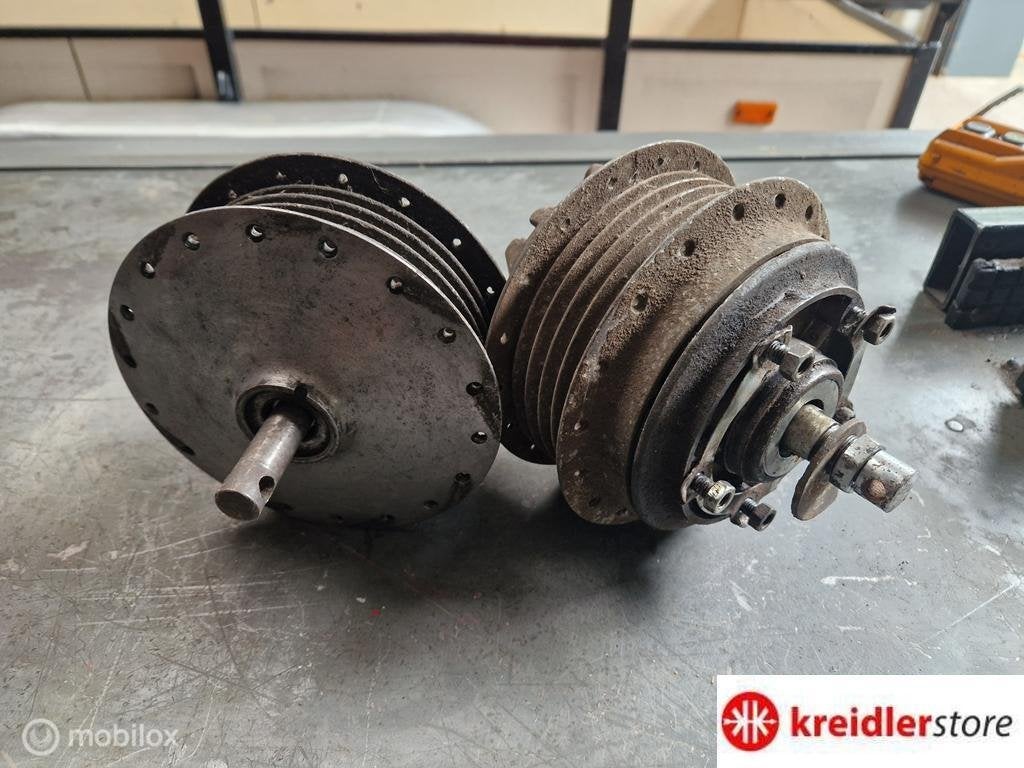 Kreidler Campagnolo naven voor en achter compleet 116 mm
