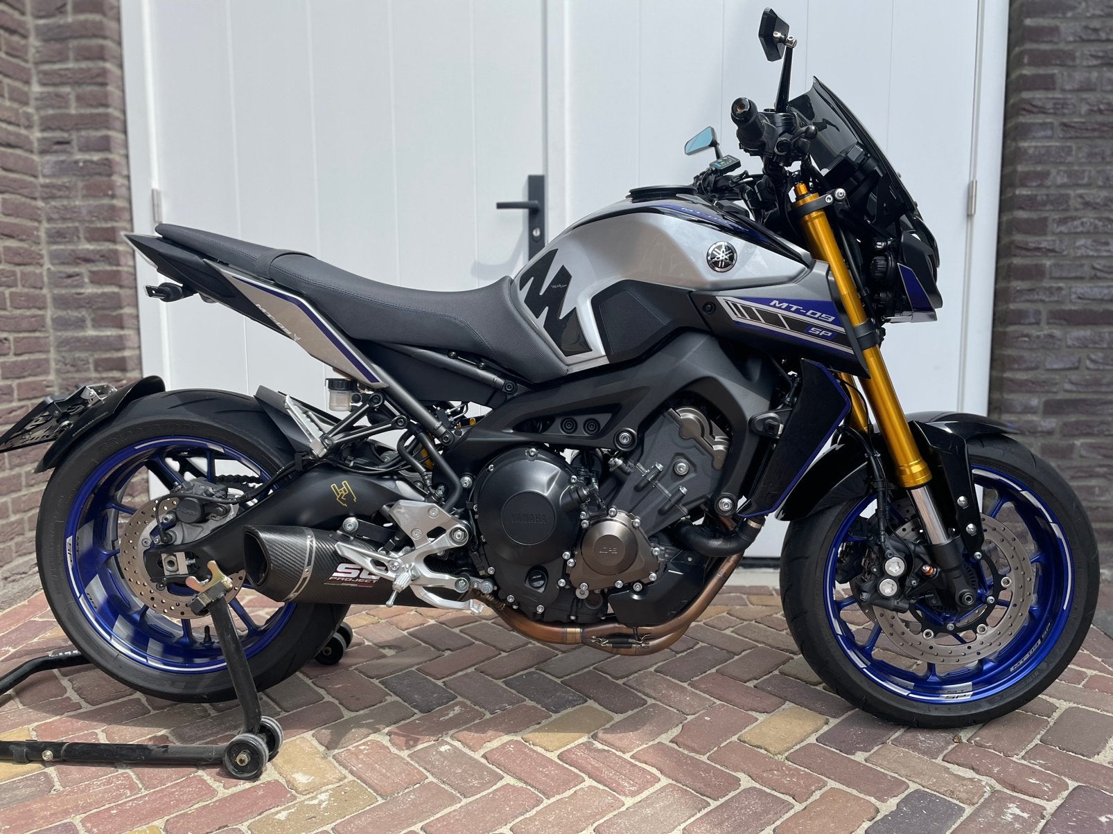 Yamaha mt09 sp | sportieve naked | unique uitstraling, Occasion, Motorrijbewijs A, Handvatverwarming, 3 cilinders