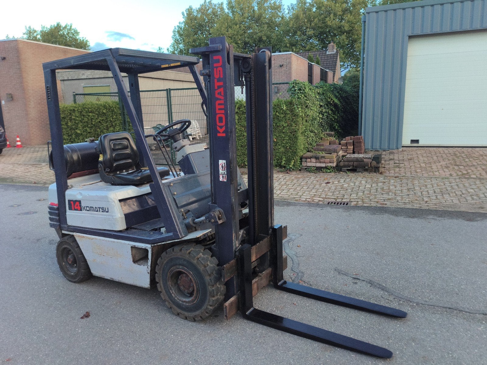 Heftruck Komatsu LPG Gekeurd gratis bezorging, Zakelijke goederen, 1000 tot 2000 kg, Ophalen of Verzenden, LPG, Heftruck