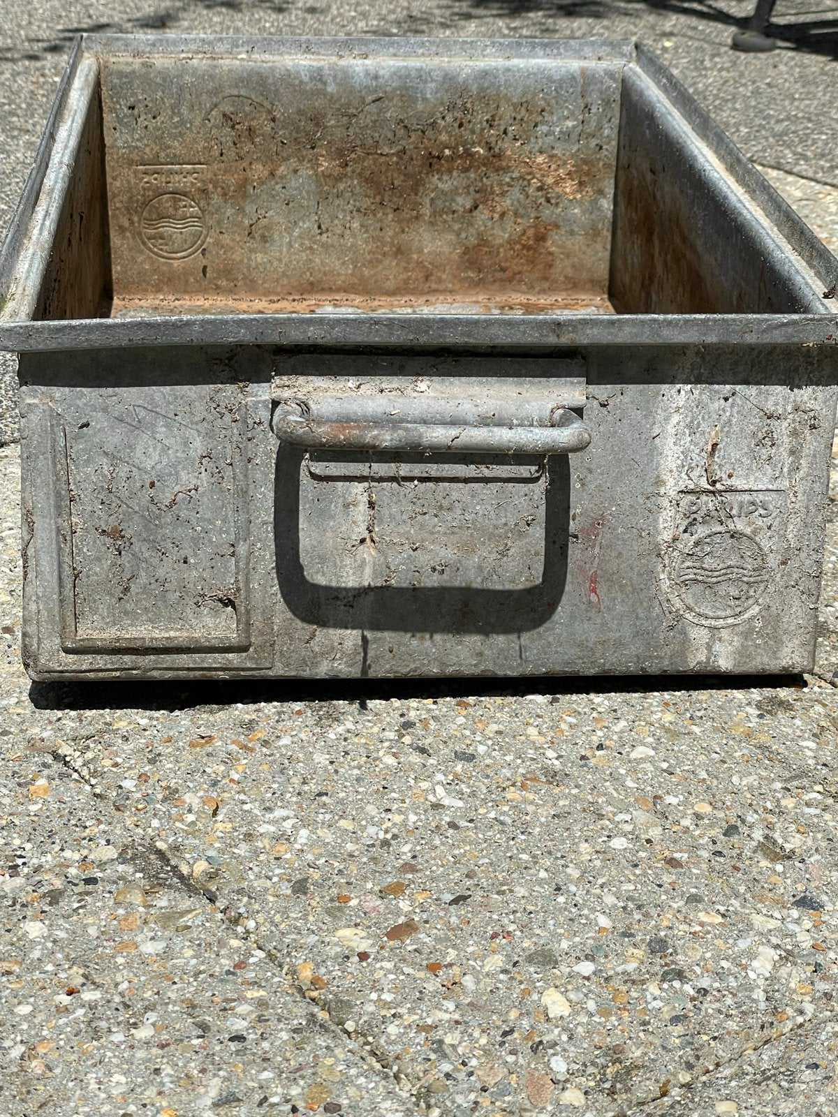 Vintage Gegalvaniseerde Metalen Kist met Handvatten, Ophalen