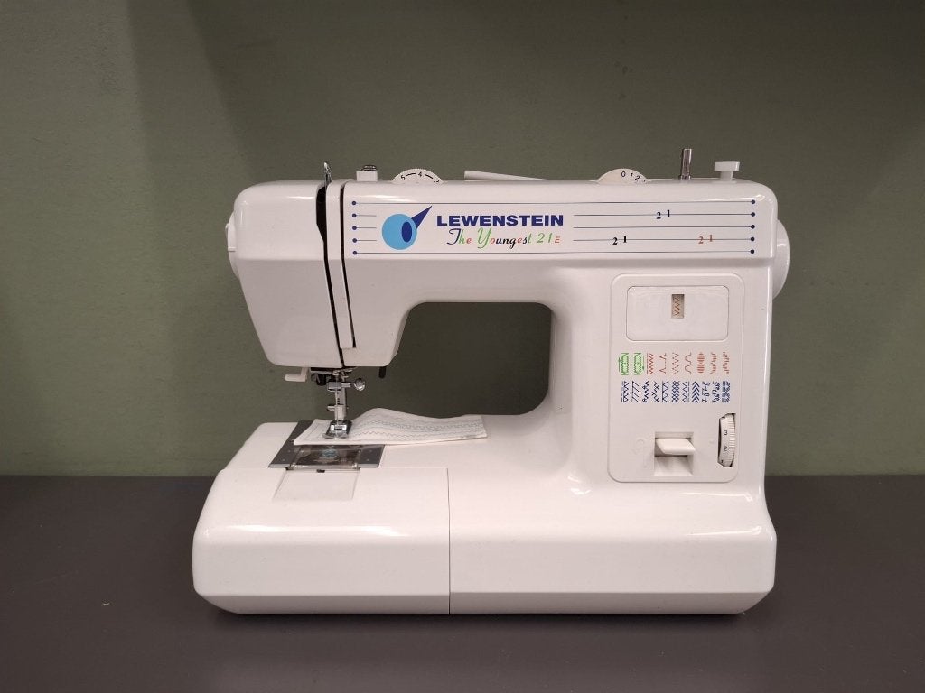 Lewenstein The Youngest 21, Hobby en Vrije tijd, Naaimachines en Toebehoren, Ophalen of Verzenden, Gebruikt, Naaimachine, Lewenstein