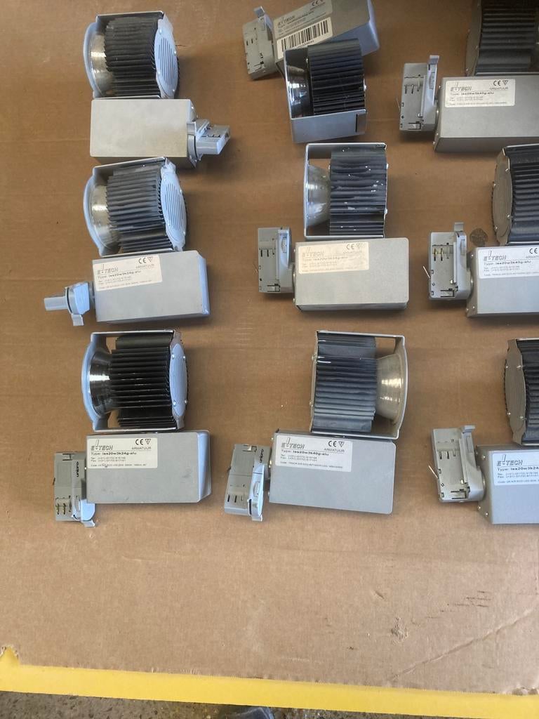 Led verlichting op rail, Zakelijke goederen, Kantoor en Winkelinrichting | Computer en IT, Ophalen of Verzenden