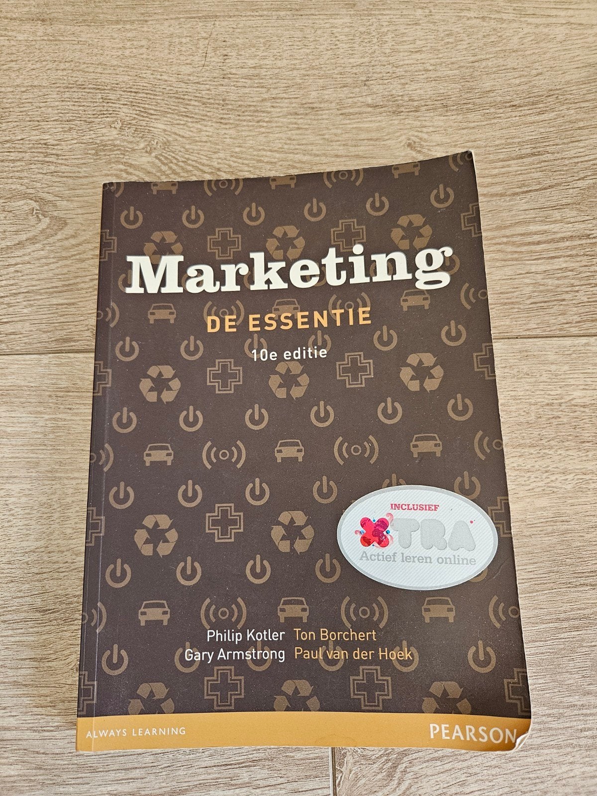 Marketing De Essentie, 10e editie, Ophalen of Verzenden, Gelezen, Economie en Marketing, Philip Kotler, Ton Borchert, Gary Armstrong, Paul van der Hoek