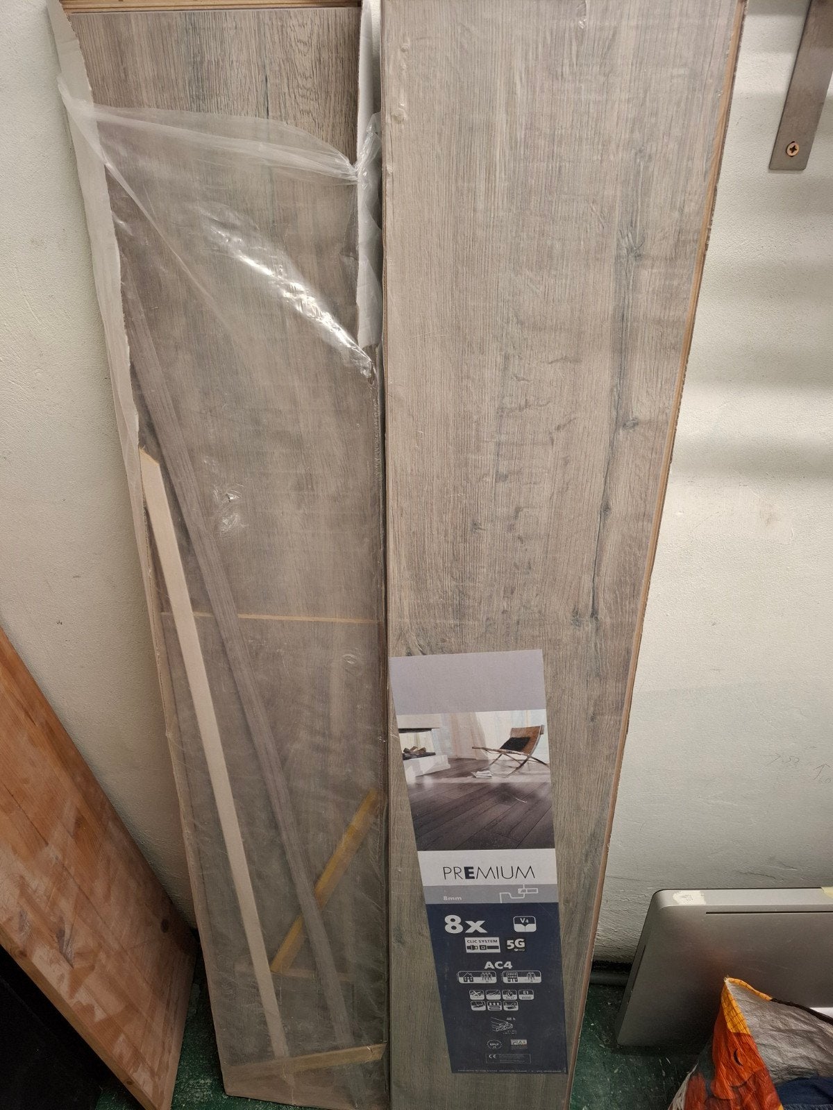 10 planken  Laminaat  Gala Oak Grey 2.694 m², Ophalen, 50 tot 150 cm, Nieuw, Minder dan 5 m²