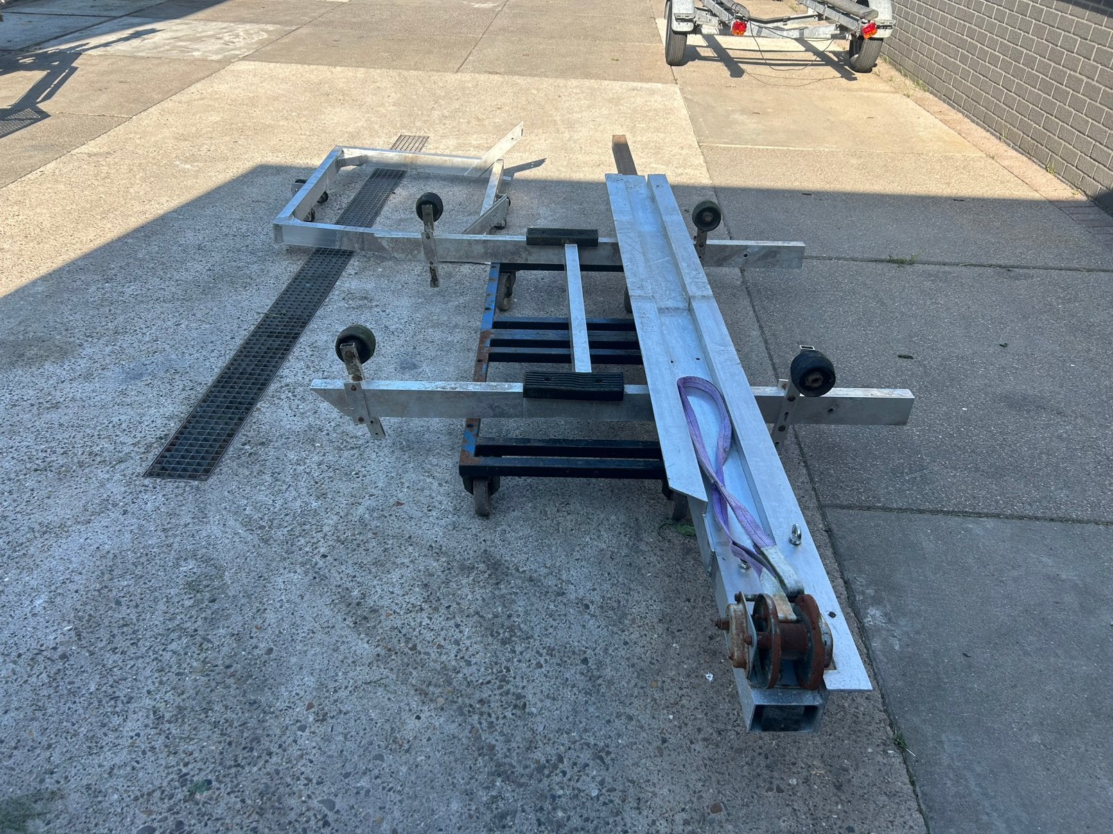 Tekoop: bootlift , aluminium botenlift 500kg compleet, Ophalen, Gebruikt