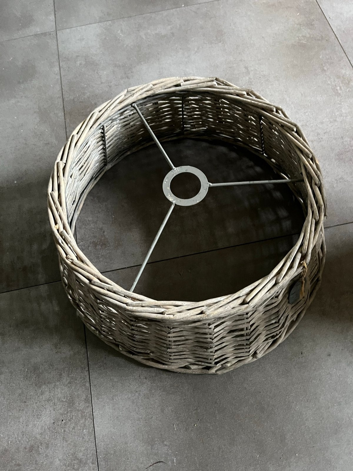 Nieuwe vergrijsde rieten hanglamp kap, Natuurlijk materiaal, Rond, Nieuw, Grijs