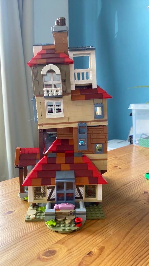 Lego harry potter! Attack on the burrow! (75980), Ophalen of Verzenden, Zo goed als nieuw, Actiefiguurtje