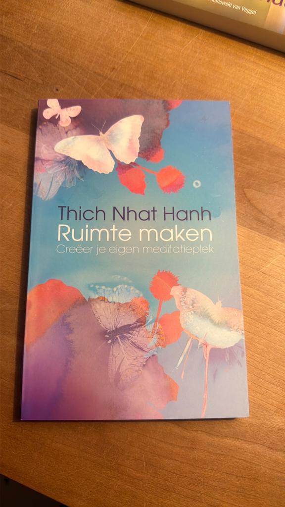 Thich Nhat Hanh - Ruimte maken, Boeken, Thich Nhat Hanh, Ophalen of Verzenden, Zo goed als nieuw, Instructieboek