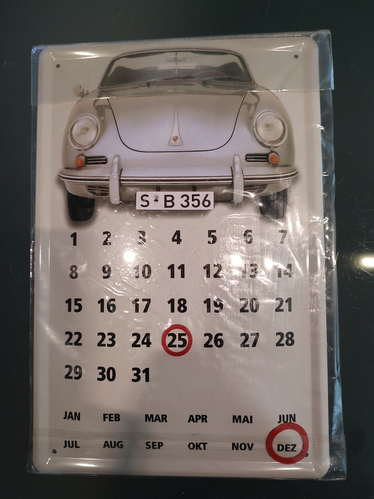 Jaarkalender PORSCHE 356, metaal met magneet ringen, Ophalen of Verzenden, Jaarkalender, Nieuw