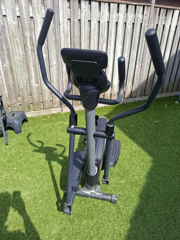 ProForm 285 CSE Crosstrainer - Zo goed als nieuw, Sport en Fitness, Fitnessapparatuur, Ophalen, Benen, Zo goed als nieuw, Crosstrainer