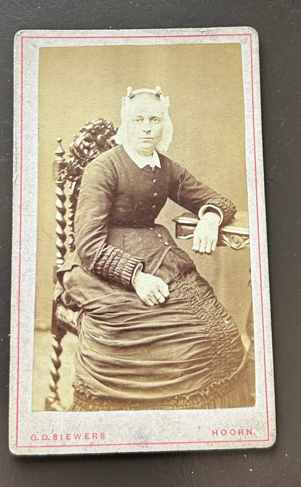 Albumine cdv Gerrit Dirk Siewers fotograaf Hoorn ca.1880, Ophalen of Verzenden, Voor 1940, Zo goed als nieuw
