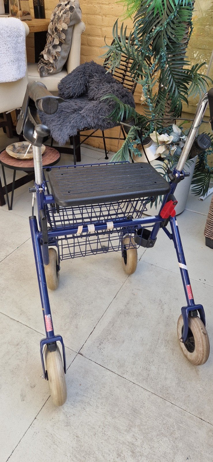 Fijne stabiele rollator met afneembare mandje en zitplek, Diversen, Rollators, Ophalen