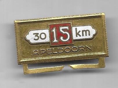 BROCHE SPELD MEDAILLE 30 15 KM, Verzamelen, Verzenden, Gebruikt, Overige onderwerpen, Speldje of Pin
