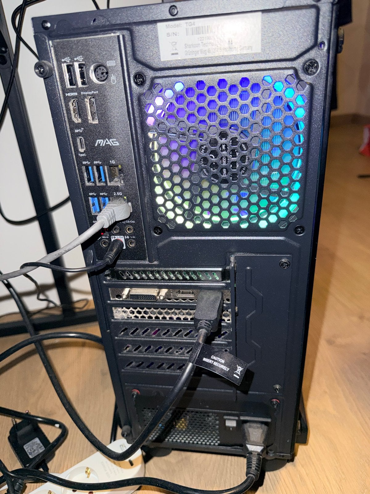 Foto 4 van Gaming PC met Intel i3-10100, GTX 1660 en 16GB RAM