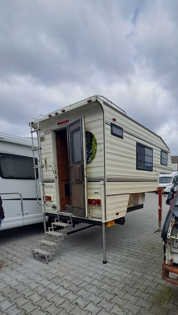 Caravans And Camping Afzetunit