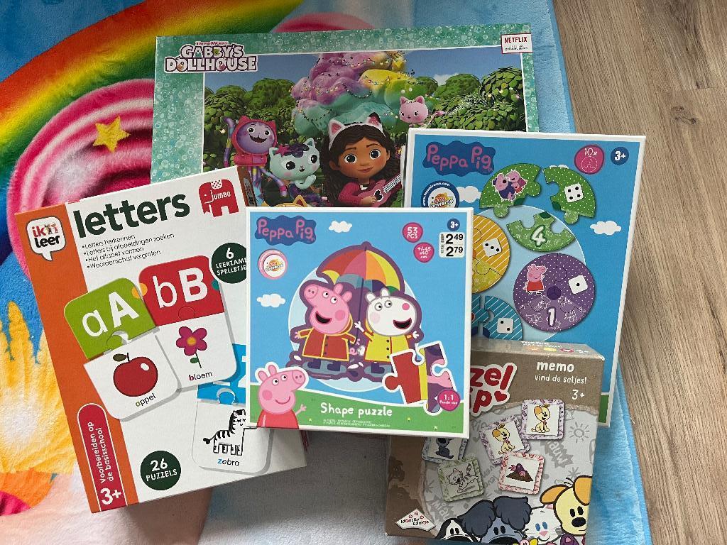 4 Puzzels en 1x memory, Kinderen en Baby's, Ophalen, 10 tot 50 stukjes, Zo goed als nieuw, 2 tot 4 jaar