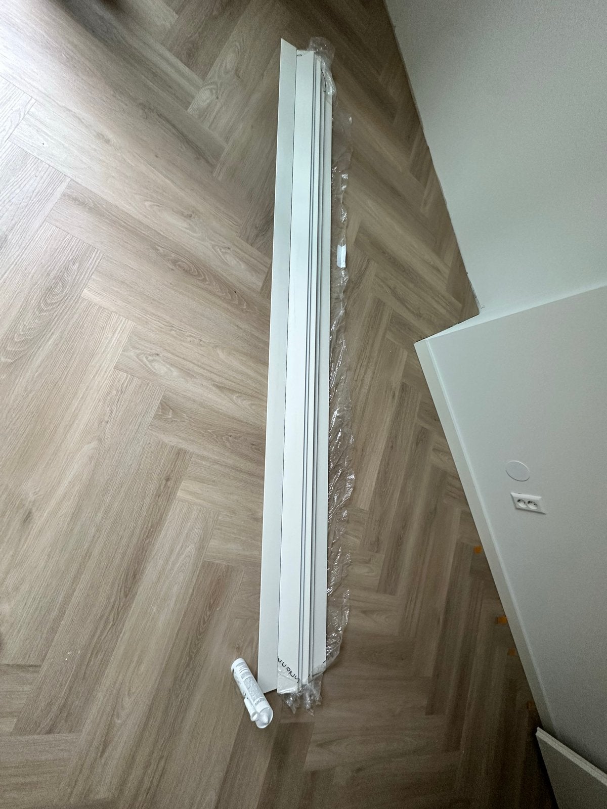 5x witte plint 7cm hoog, 8mm dik, gratis afhalen, Ophalen, Nieuw, Mdf, 200 tot 250 cm