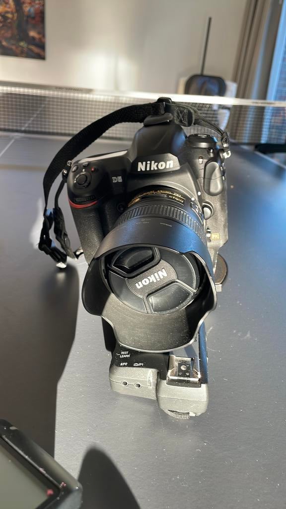 Nikon D5 Pro Set: Camera, 3 Toplenzen, Accessoires & Koffer, Ophalen, Spiegelreflex, Zo goed als nieuw, Nikon