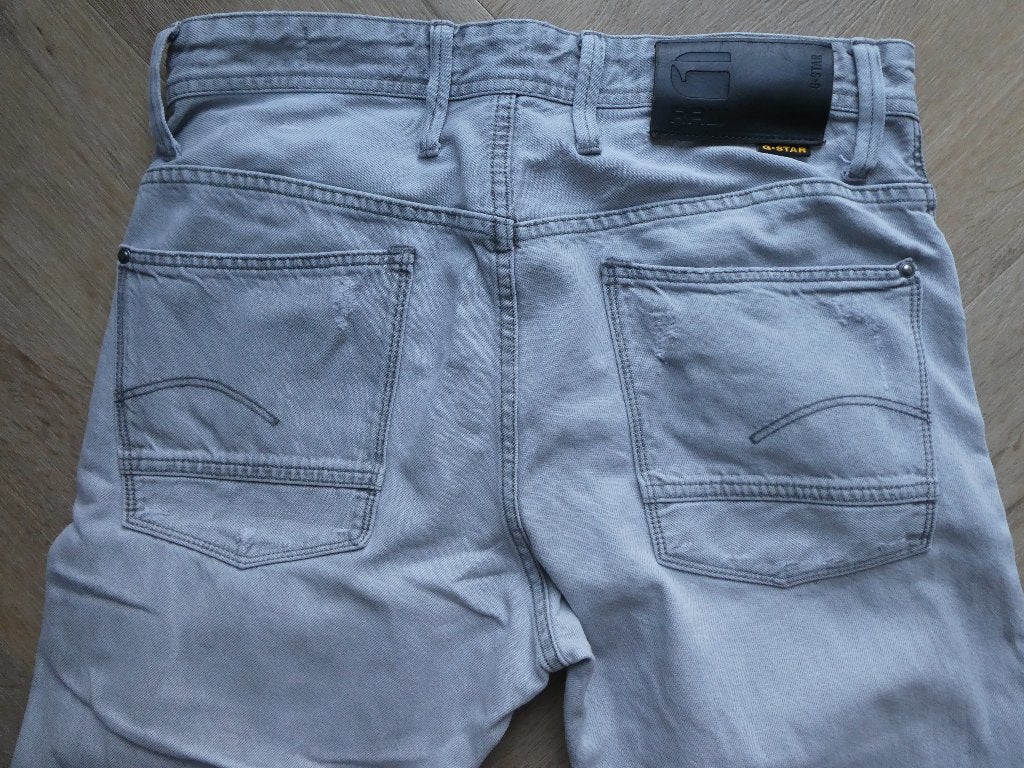 Grijze Gstar 3911 Allum Relaxed Fit heren spijkerbroek 30-30, Kleding | Heren, Spijkerbroeken en Jeans, W32 (confectie 46) of kleiner
