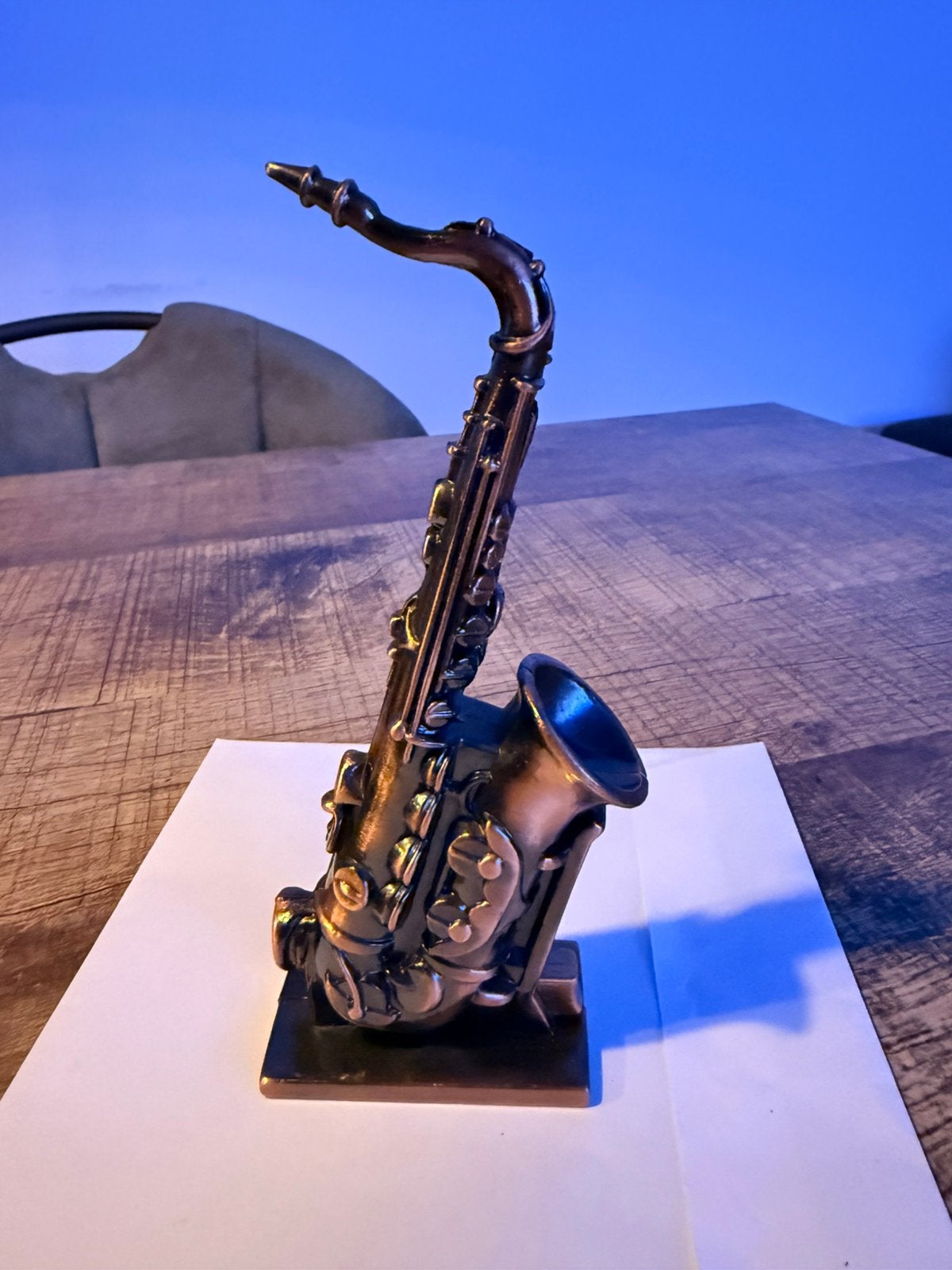 Aansteker in de vorm van een saxofoon muziekinstrument, Verzamelen, Ophalen of Verzenden, Zo goed als nieuw, Aansteker