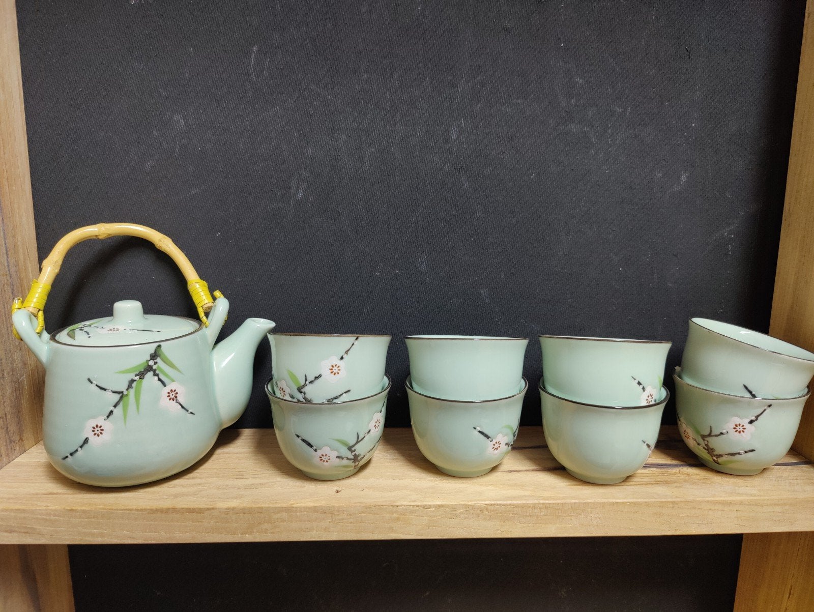 theepot met 8 kopjes, Ophalen of Verzenden