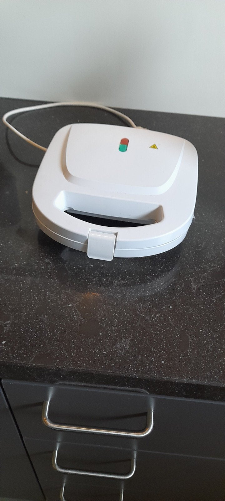Compacte tosti-ijzer voor heerlijke tosti's, Ophalen of Verzenden, Gebruikt